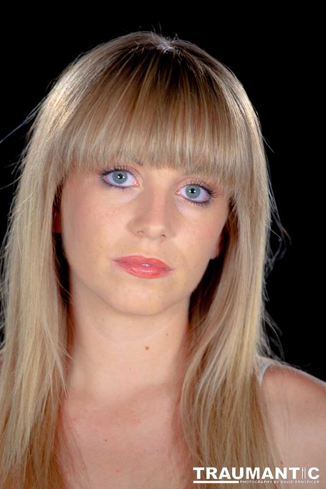 I met T'Lane through a session I shot for a friend of hers on Manhattan Beach. She was absolutely gorgeous and I was thrilled that she agreed to shoot with me.